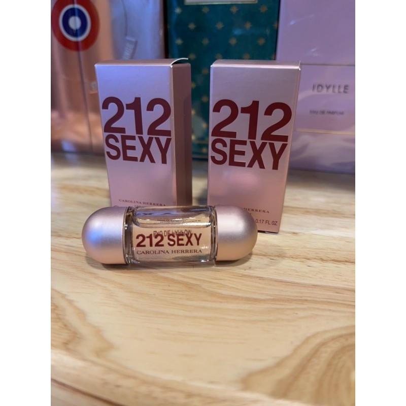 {Chính hãng } Nước hoa nữ 212 sexy 5ml