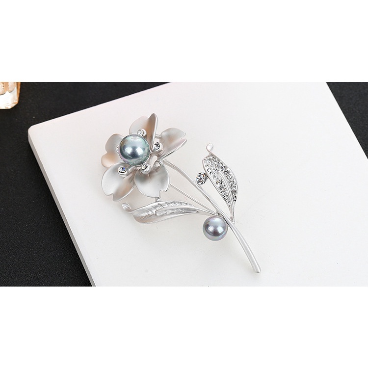 Ghim Cài Áo Hình Hoa Đính Ngọc Trai Thời Trang