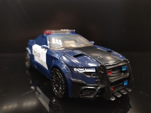Mô hình Barricade TLK - BmB Savior