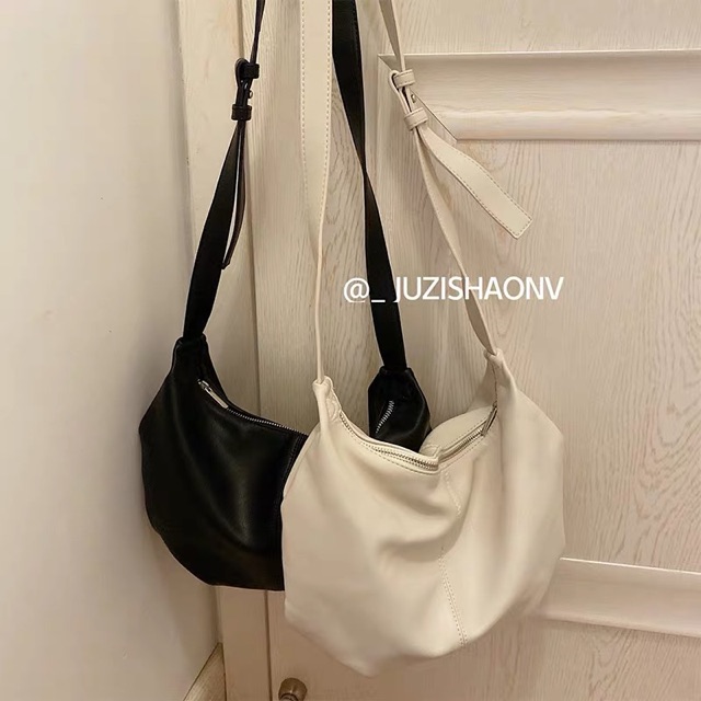 [Mã SKAMSALE06 giảm 10% tối đa 100K đơn 150K] Túi da bag đen trắng đeo chéo đeo vai ulzzang | BigBuy360 - bigbuy360.vn