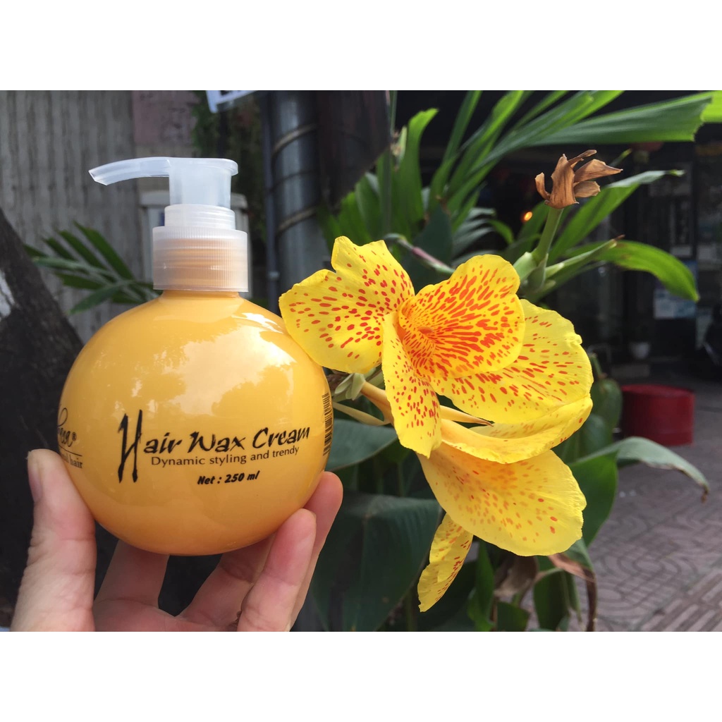 Gel vuốt tóc nữ NOBANA LK 200ml, giữ nếp tóc bóp tóc xoăn dạng gel có vòi xịt dễ xài, hương thơm nhẹ sang trọng