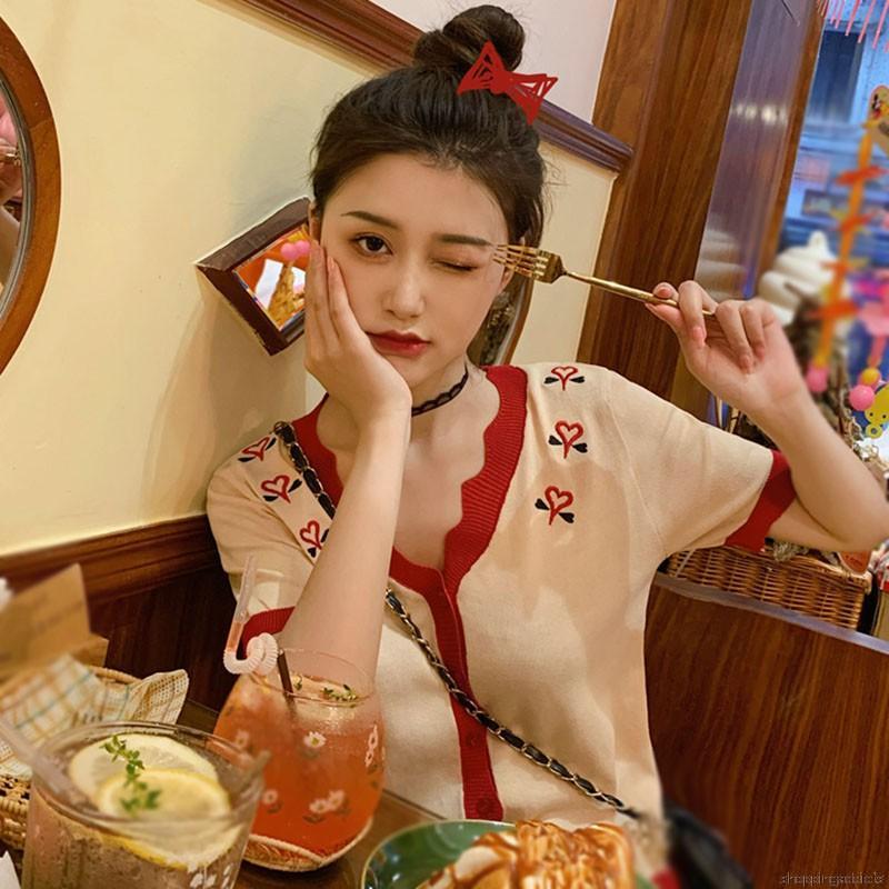 Áo Cardigan Dệt Kim Cổ Chữ V Hoạ Tiết Trái Tim Màu Tương Phản Trẻ Trung Cho Nữ | BigBuy360 - bigbuy360.vn