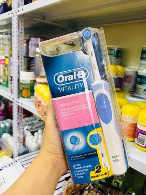 Bàn chải điện đánh răng tự động Oral-B