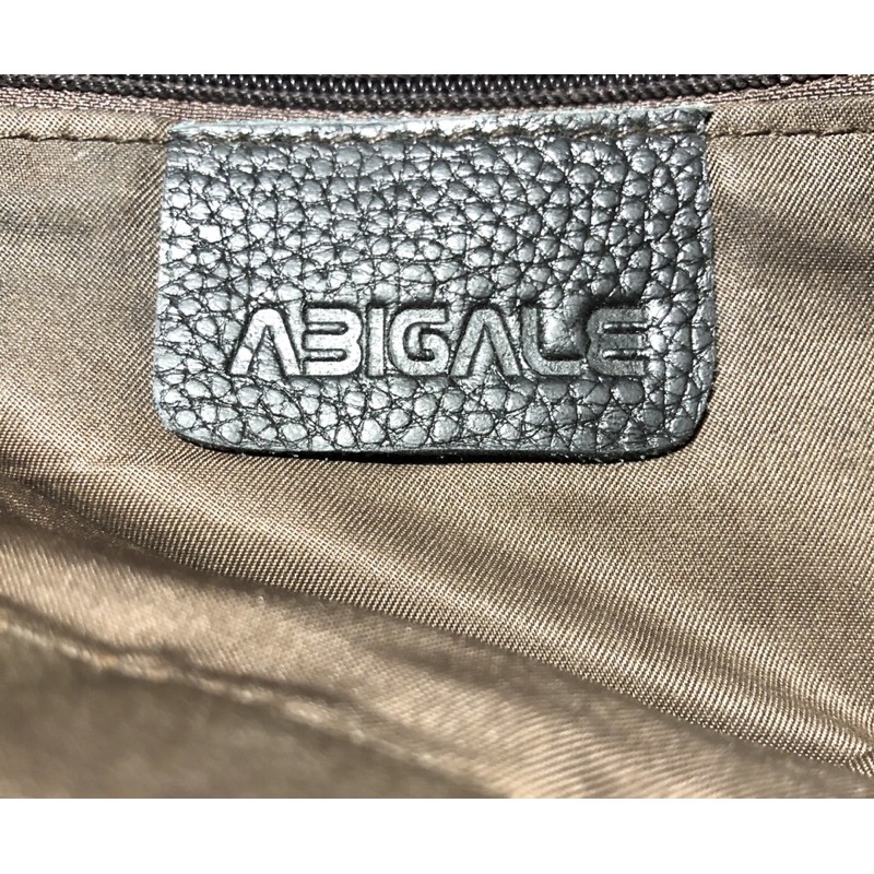 Clucht da thật hiệu