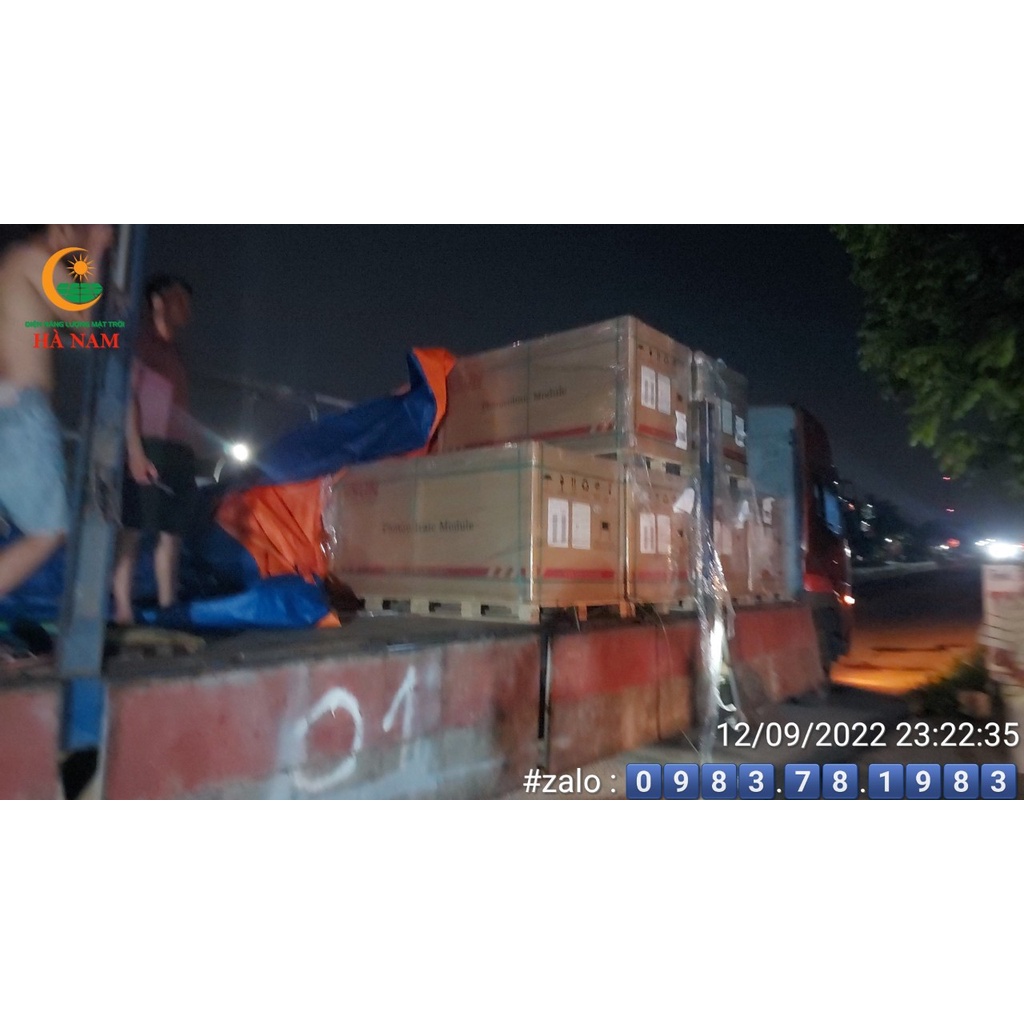 Tấm pin năng lượng mặt trời Vsun 405w
