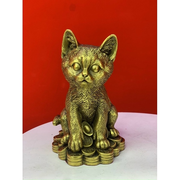 Tượng Mèo Ngồi Trên Tiền Vật Phẩm Phong Thuỷ Bằng Đồng