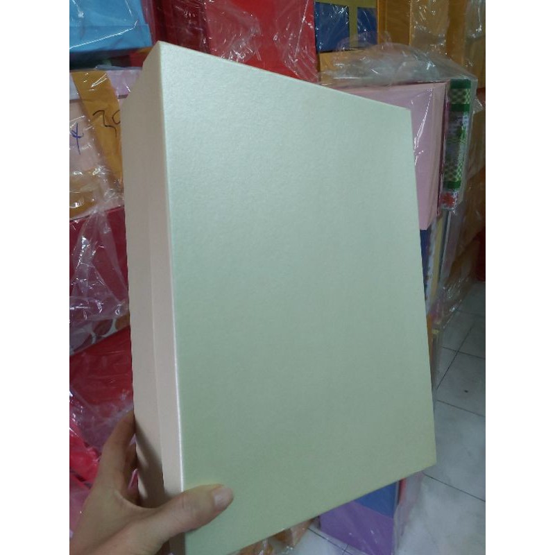 Hộp quà cao cấp 22x30cm cao 10cm | BigBuy360 - bigbuy360.vn