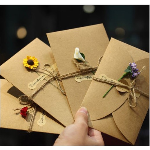 Thiệp Hoa Khô Phong Cách Vintage