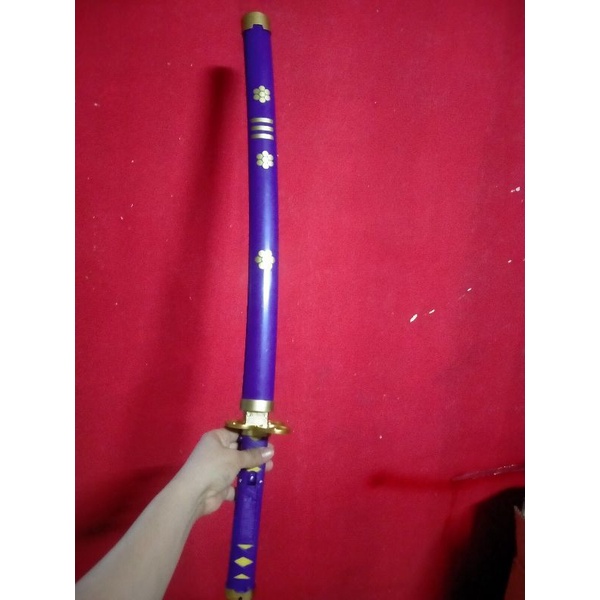 Kiếm phát sáng Zoro chỉ phát ra sáng