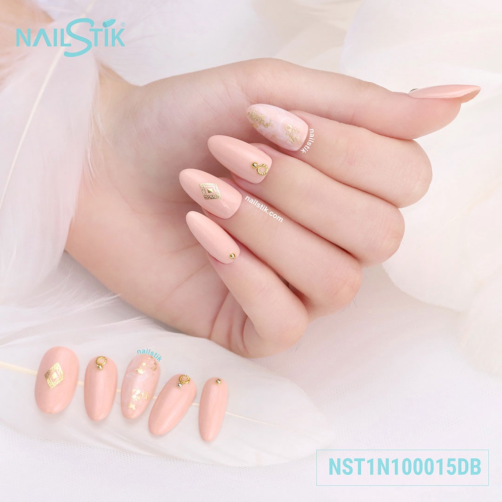 Móng úp thiết kế by NAILSTIK, màu nude, form móng bầu, ngắn, 015