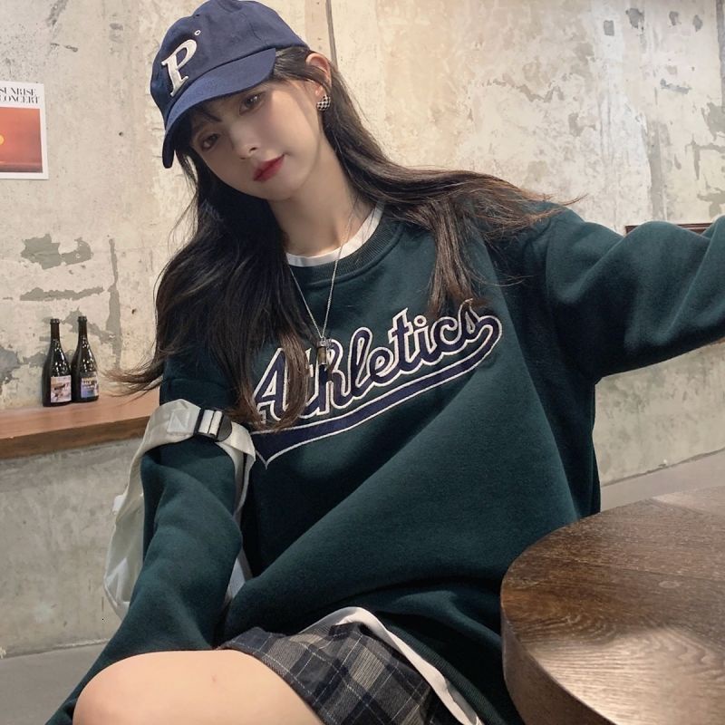 Áo Nỉ Tay Dài Cổ Tròn In Chữ Phong Cách Hàn Quốc 17A7111