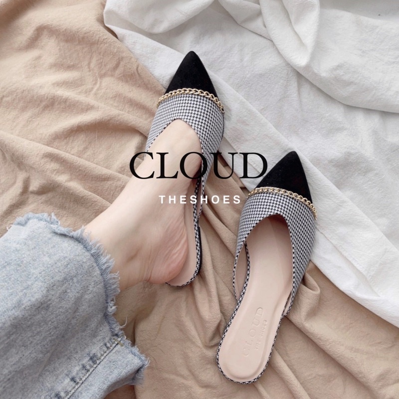 Giày sục bệt nữ bít mũi nhọn phối màu họa tiết sọc xích mũi – Cloud The Shoes