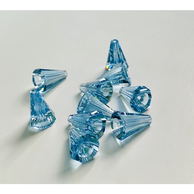 2 viên pha lê Swarovski Atermis 12ly và 17ly