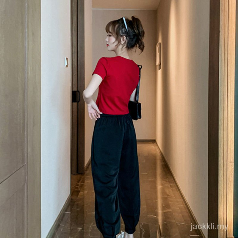 Bộ Đồ Thể Thao Áo Tay Ngắn + Quần Lửng Thời Trang Mùa Hè Cho Nữ | BigBuy360 - bigbuy360.vn