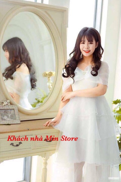 Váy công chúa trễ vai