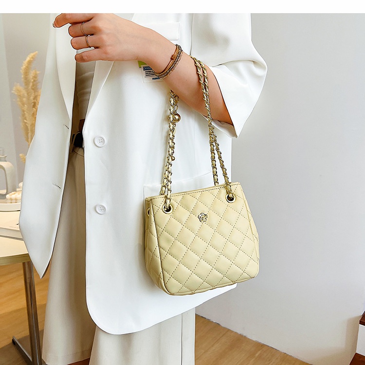 Túi Đeo Vai Dây Xích Nhỏ Hình Thoi Màu Vàng Thời Trang Cho Nữ Dễ Phối Đồ