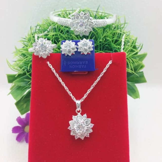 BỘ HOA SEN TRANG SỨC BẠC