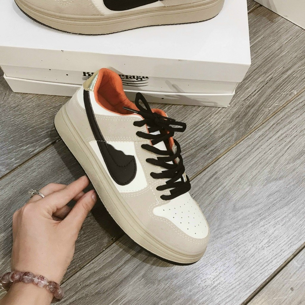 Giày thể thao basic