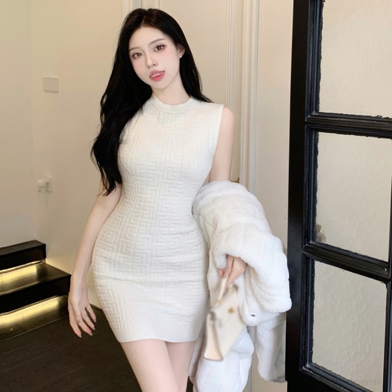 Váy Đầm Dệt Kim Sát Nách Cổ Tròn Thời Trang Cho Nữ
