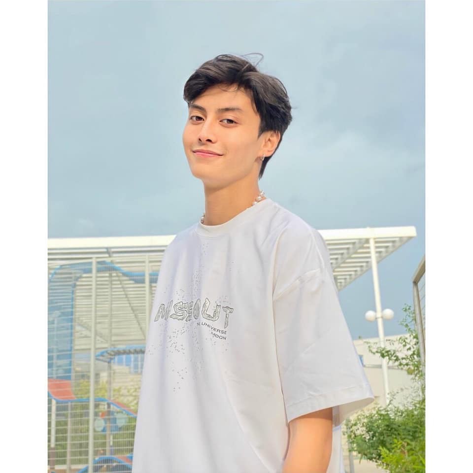 Áo Thun Tay Lỡ Form Rộng Oversize ,Áo Phông Nam Nữ missout | BigBuy360 - bigbuy360.vn