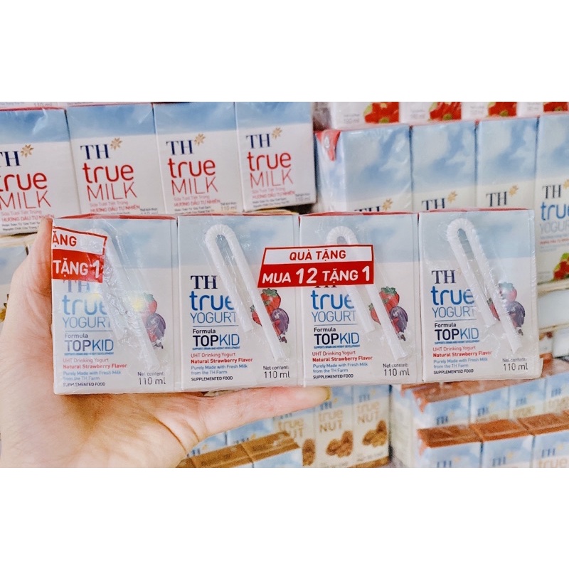 SỮA TH TRUEMILK YOYURT TOPKID CHUỐI, CAM, DÂU 110ml