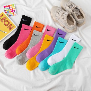Tất nữ cổ cao cute vintage dày họa tiết NIKE nhiều màu phá cách trẻ trung S09 - zonzuly