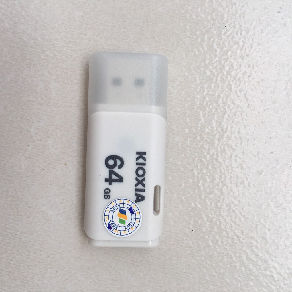 USB 64gb KIOXIA U202 chuẩn 2.0 (trắng) Japan - FPT phân phối