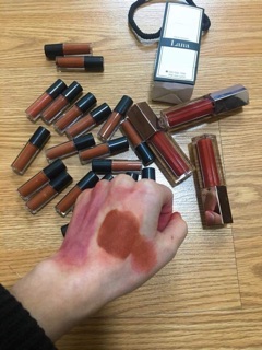 Son tươi LANA LIPSTICKS