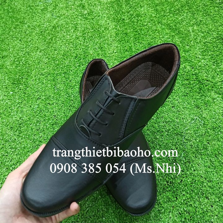 Giày bảo vệ màu đen chất liệu simili DA02- Hình thật