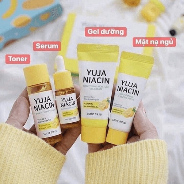 Bộ Kit 4 Món Dưỡng Trắng Sáng Da Mờ Thâm Nám Some By Mi Yuja Niacin 30 Days Brightening Starter