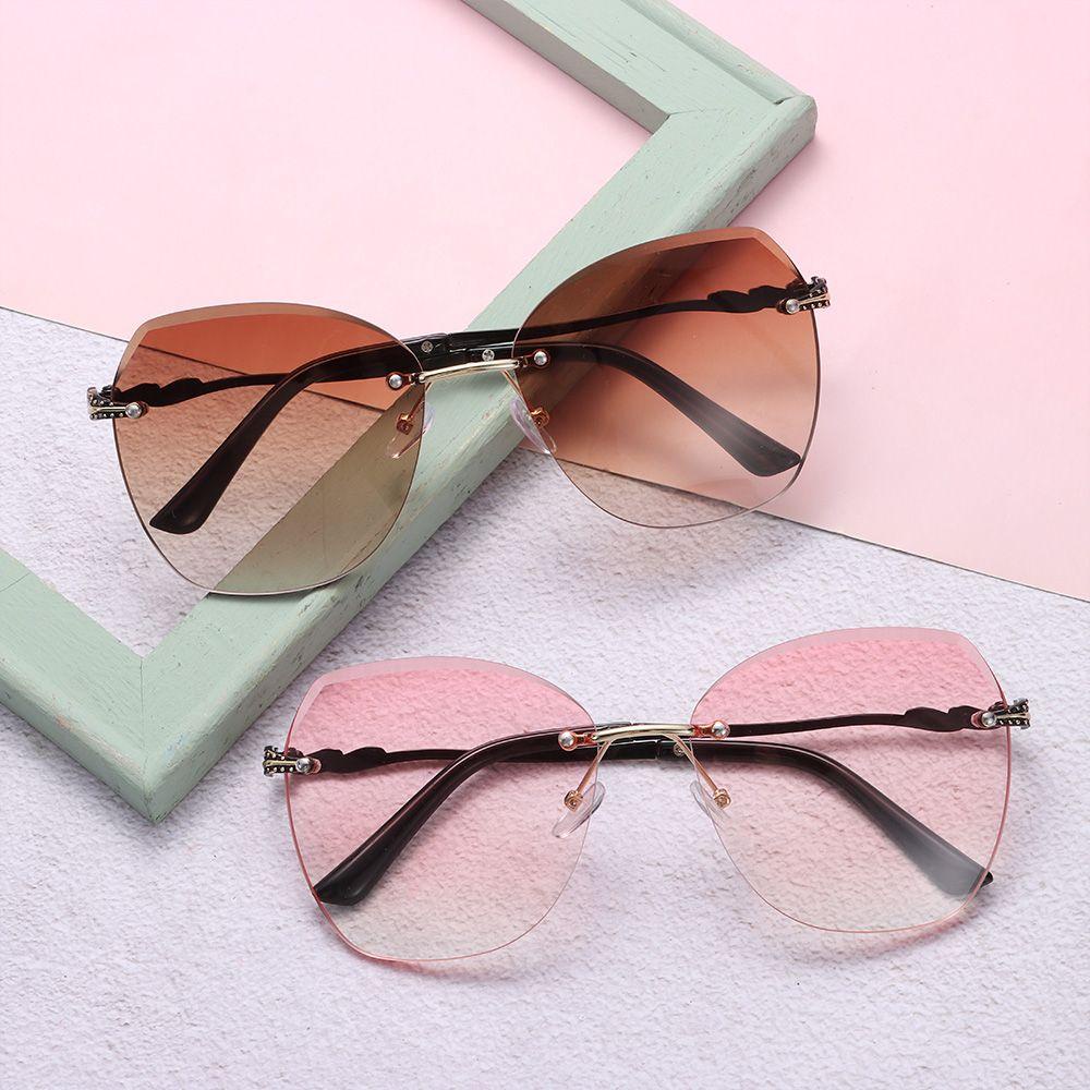 Kính Mát Oversize Không Viền