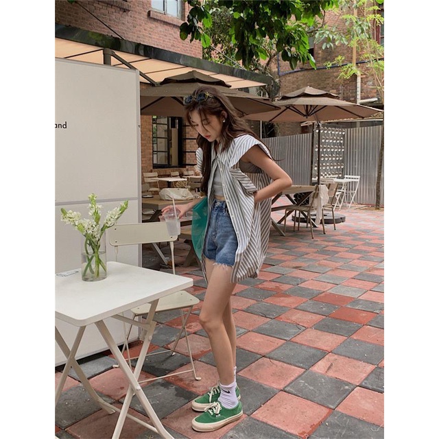 Áo cardigan Không Tay Dáng Rộng Họa Tiết Kẻ Sọc Phong Cách Hong Kong Thời Trang Mùa Hè 2022 Mới Cho Nữ
