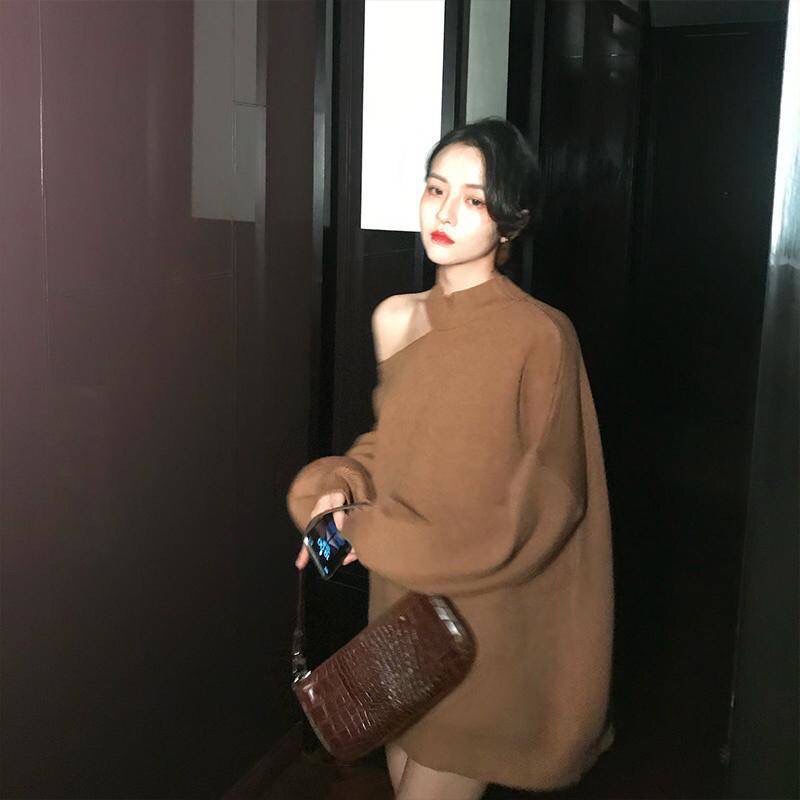 Áo Sweater Dệt Kim Tay Dài Dáng Rộng Cổ Treo Hở Vai Thời Trang Thu Đông Cho Nữ 2021