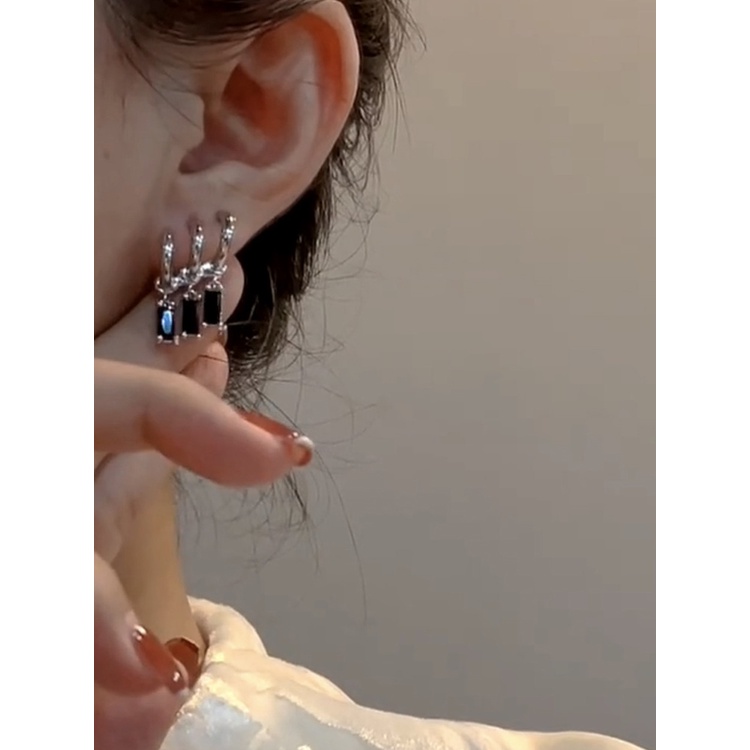 Khuyên Tai Màu Đen Đính Đá zircon Phong Cách hip hop Thời Trang Cá Tính Cho Nữ