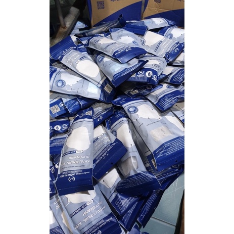 50 chiếc khẩu trang kf94- Quyền Anh