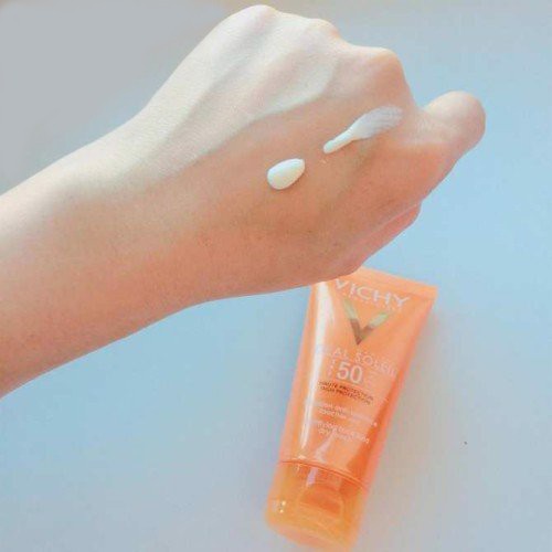 Kem chống nắng Vichy Emulsion Anti Brillance Toucher Sec Mattifying Dry Touch 50ml