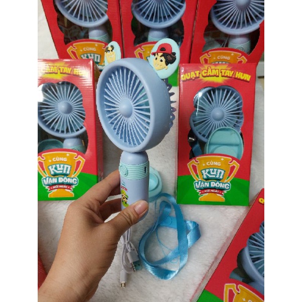 QUẠT MINI CẦM TAY - ĐỂ BÀN KUN ( TẶNG KÈM : DÂY SẠC VÀ DÂY ĐEO)