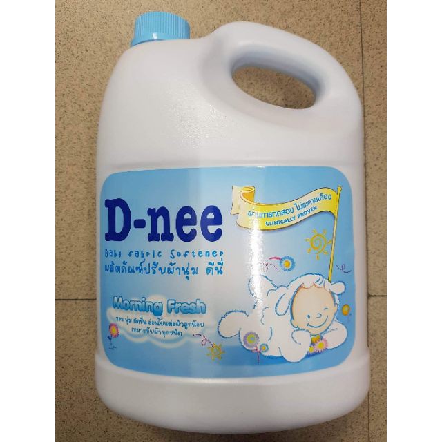 NƯỚC XẢ MỀN VẢI D NEE 2800ML THÁI LAN