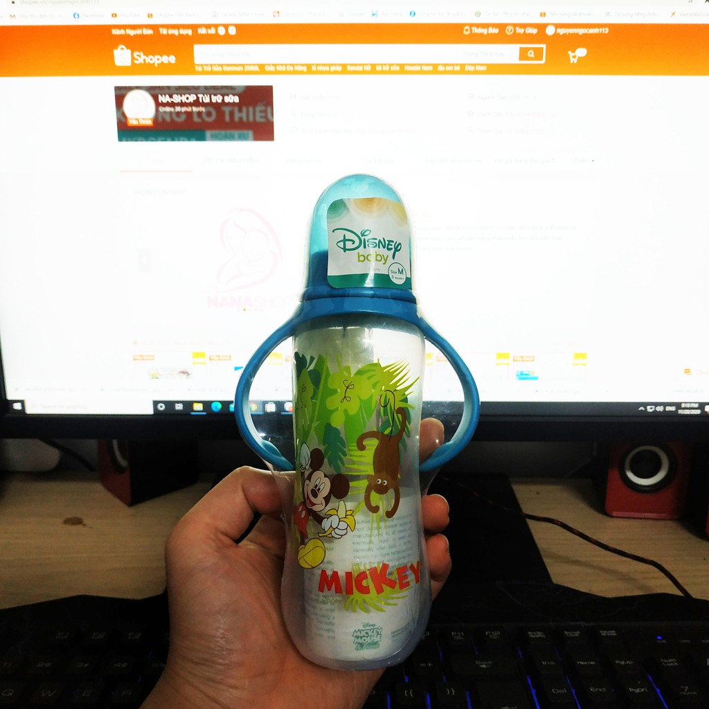 Bình sữa có tay cầm Disney Thái Lan DN20633 250ml/8oz , núm size M phù hợp 3 month+