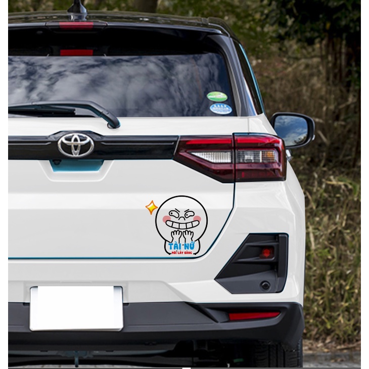 Tem decal lái mới dán đuôi xe