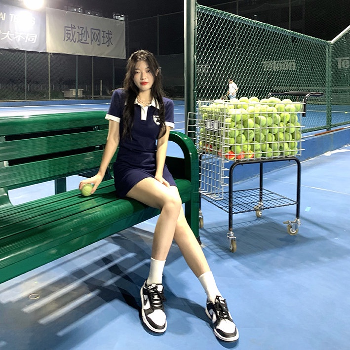 Đầm polo Perty thêu họa tiết xinh xắn thời trang cho nữ