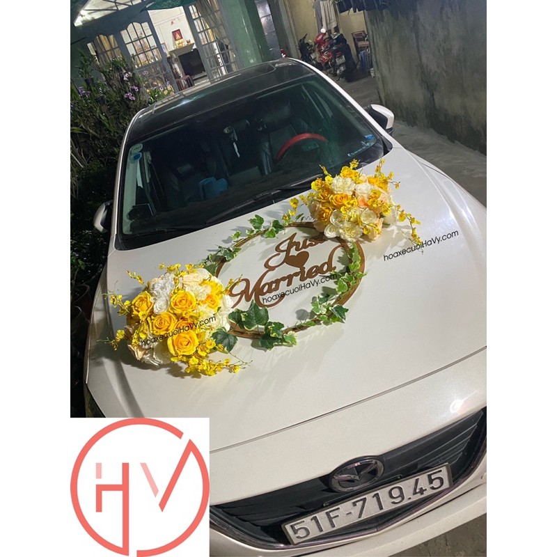 HOA XE CƯỚI ĐẸP MÀU TRẮNG VÀNG