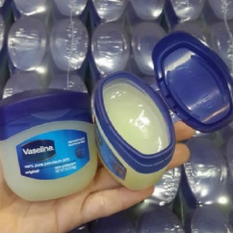 Sáp dưỡng ẩm Vaseline Mỹ 49g