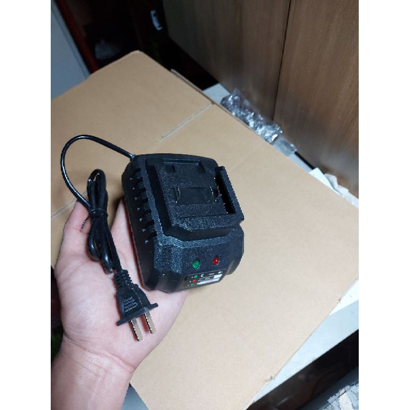 SẠC Bộ Pin Makita 18v ADAPTOR  2Ah 3Ah