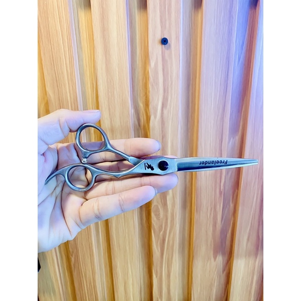 Kéo Cắt Tóc Freelander Cao Cấp Dành Cho Thợ Tóc