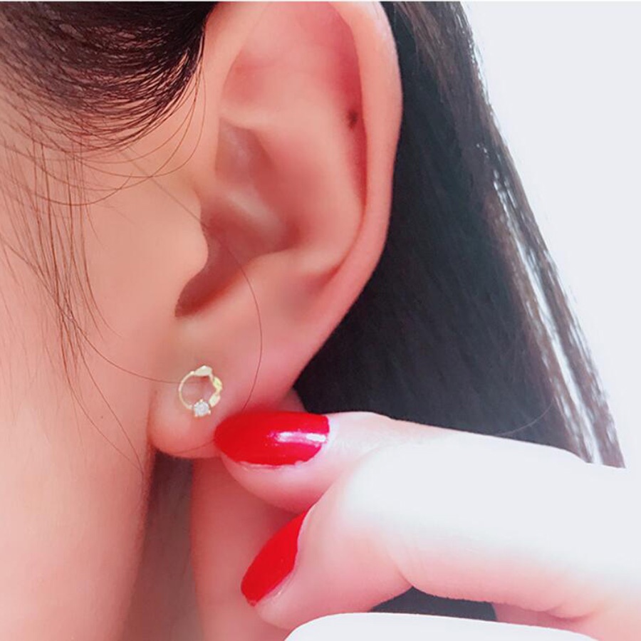 Đôi hoa tai mạ vàng 925 đính đá thời trang dành cho nữ