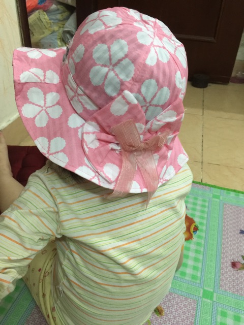 Mũ vành bèo bé gái 2-5 tuổi có quai
