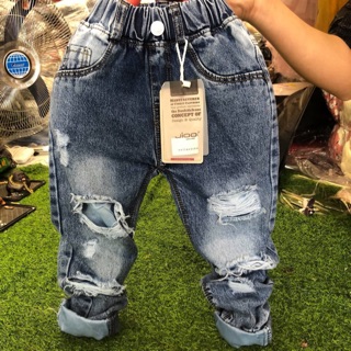 Quần jeans