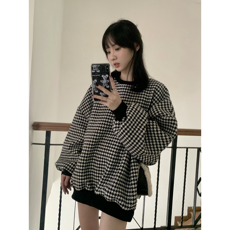 Áo nỉ dài tay cổ tròn form rộng phong cách retro Hàn quốc | BigBuy360 - bigbuy360.vn