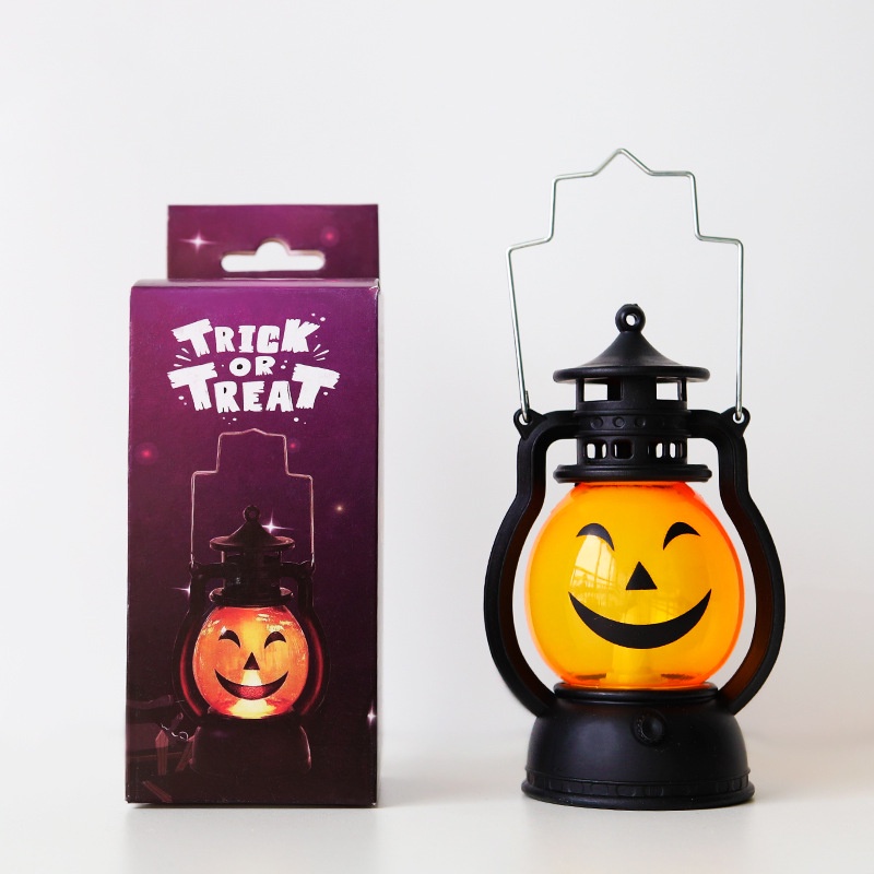 Đồ decor trang trí đèn bão hình bí ngô, mạng nhện Halloween